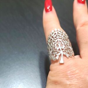 Elegant Silver Tree Design Ring